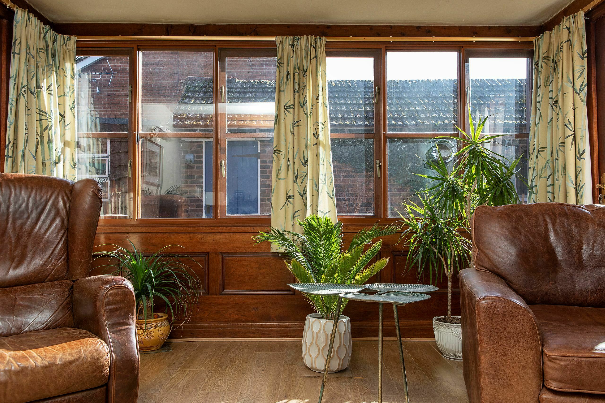 Horizontal Secondary Glazing Units are Stylish and Adaptable